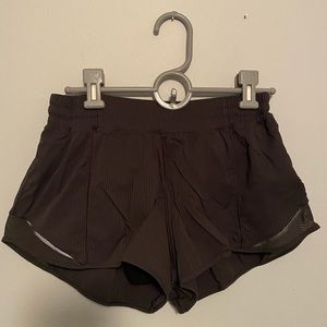 Lululemon Hotty Hot Shorts. *2.5”